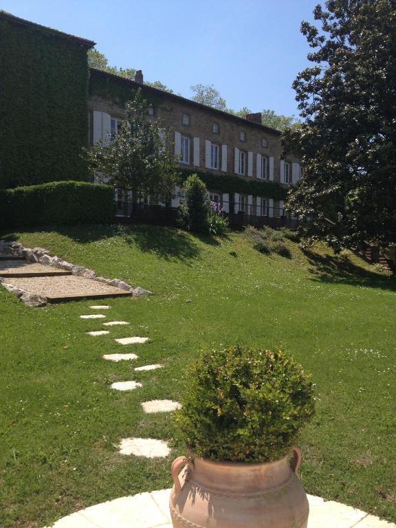 Domaine Des Buis Hotel Albon Exterior photo