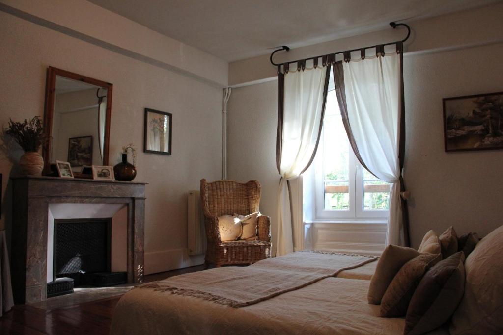 Domaine Des Buis Hotel Albon Room photo